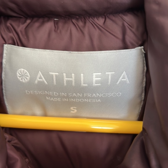 Athleta Vest - Picture 2 of 3